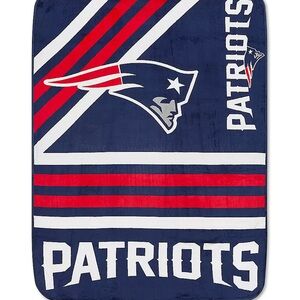 🔹NEW.. NFL Blanket - New England Patriots… Unopened Package..